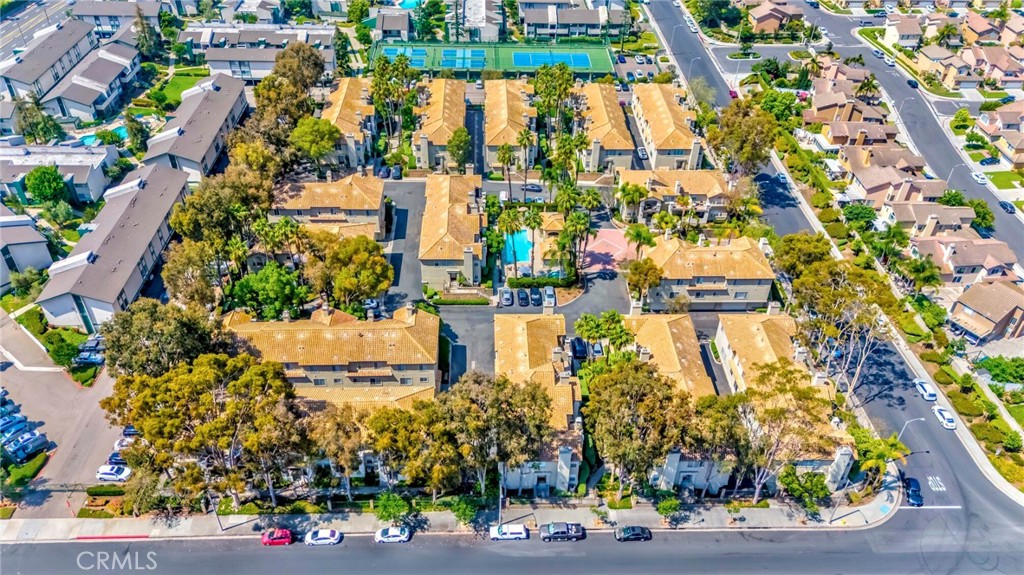 15032 Ocaso Avenue