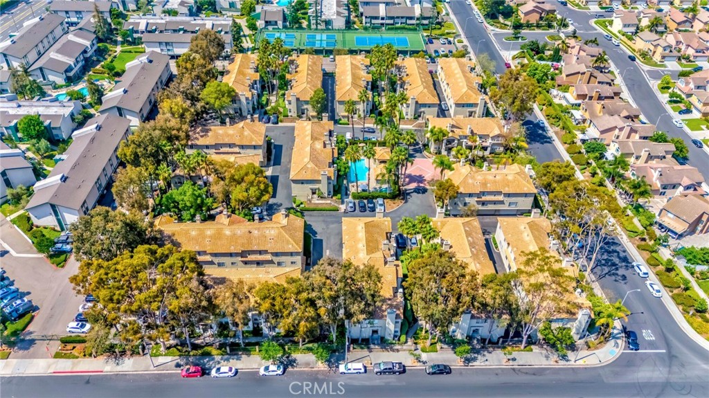 15032 Ocaso Avenue