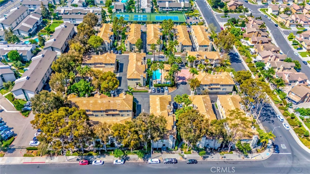 15032 Ocaso Avenue