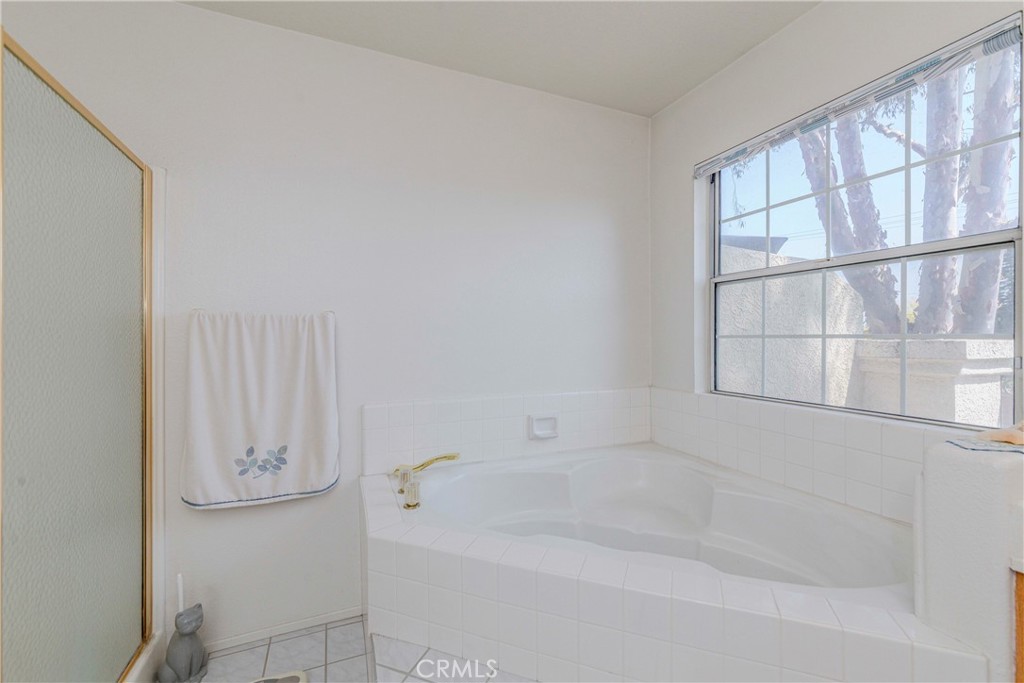 15032 Ocaso Avenue