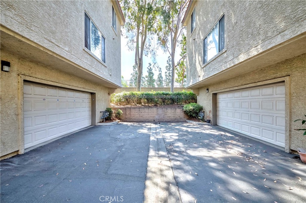 15032 Ocaso Avenue