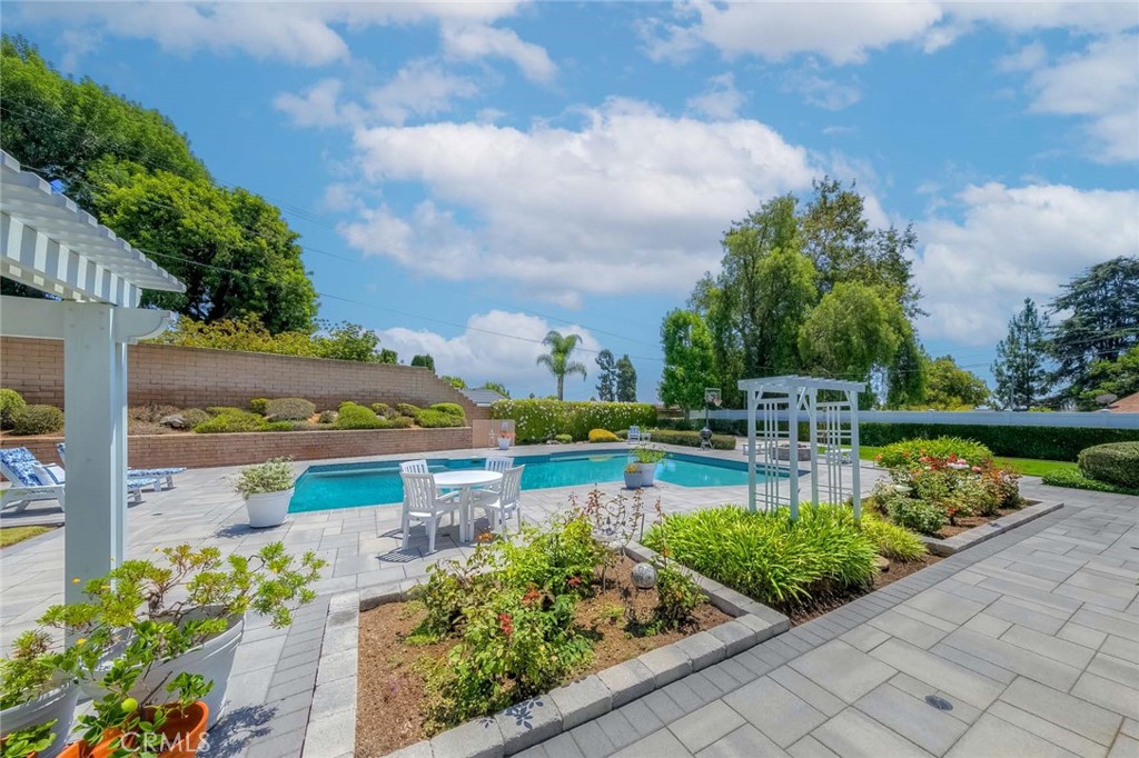 1510 Camino La Vista