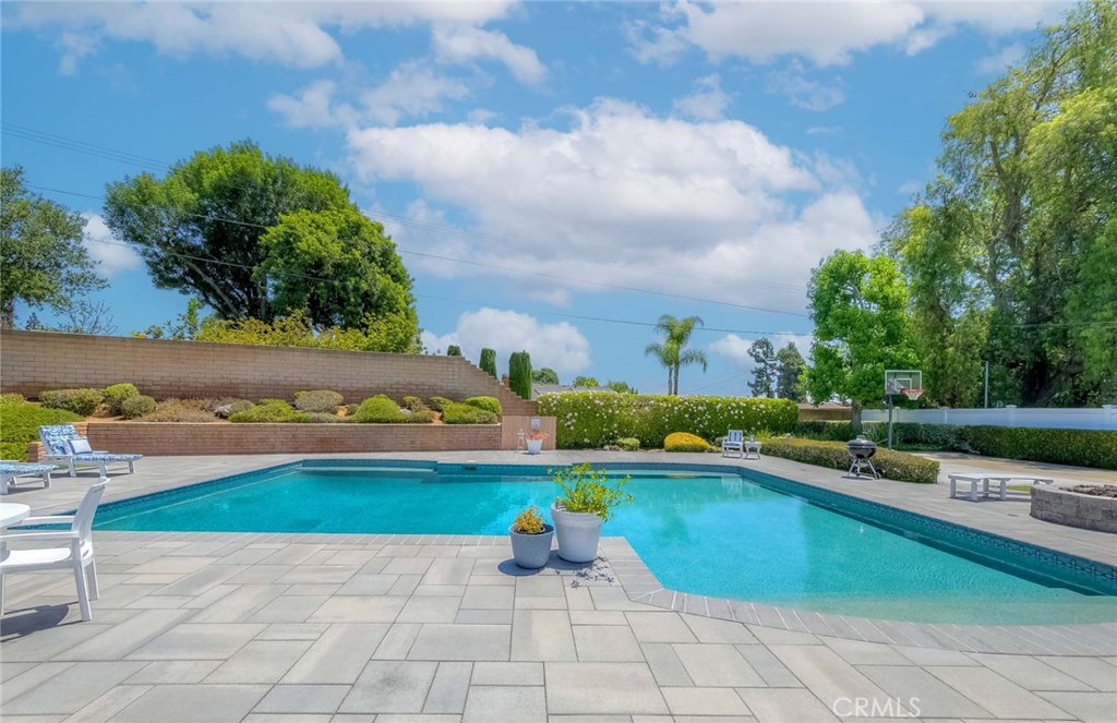 1510 Camino La Vista