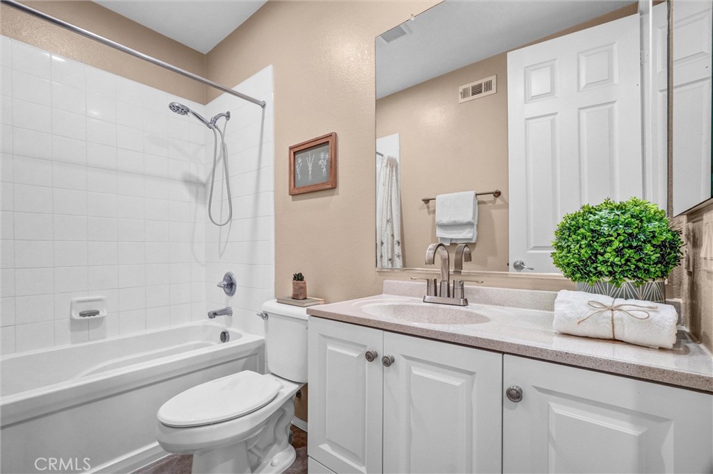 355 N Magnolia Avenue