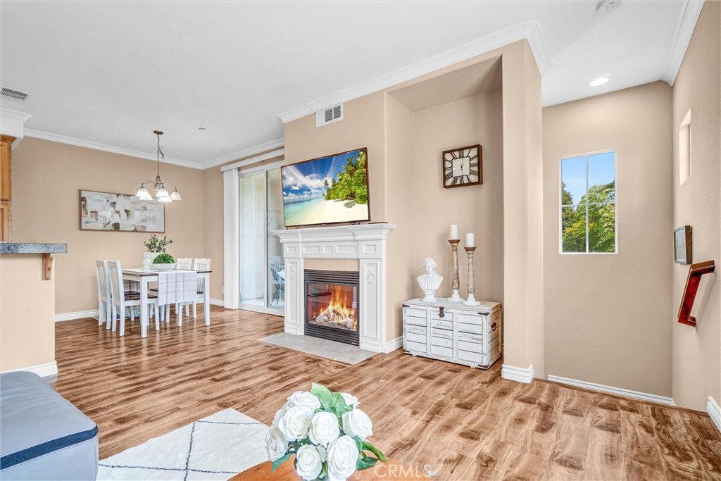 355 N Magnolia Avenue