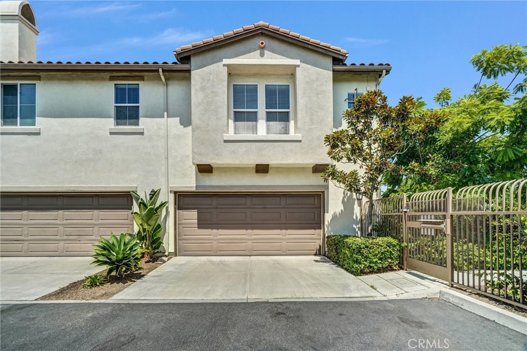 355 N Magnolia Avenue