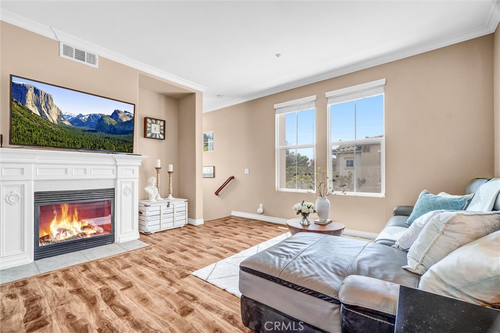 355 N Magnolia Avenue