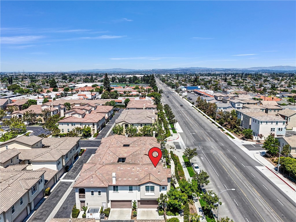 355 N Magnolia Avenue