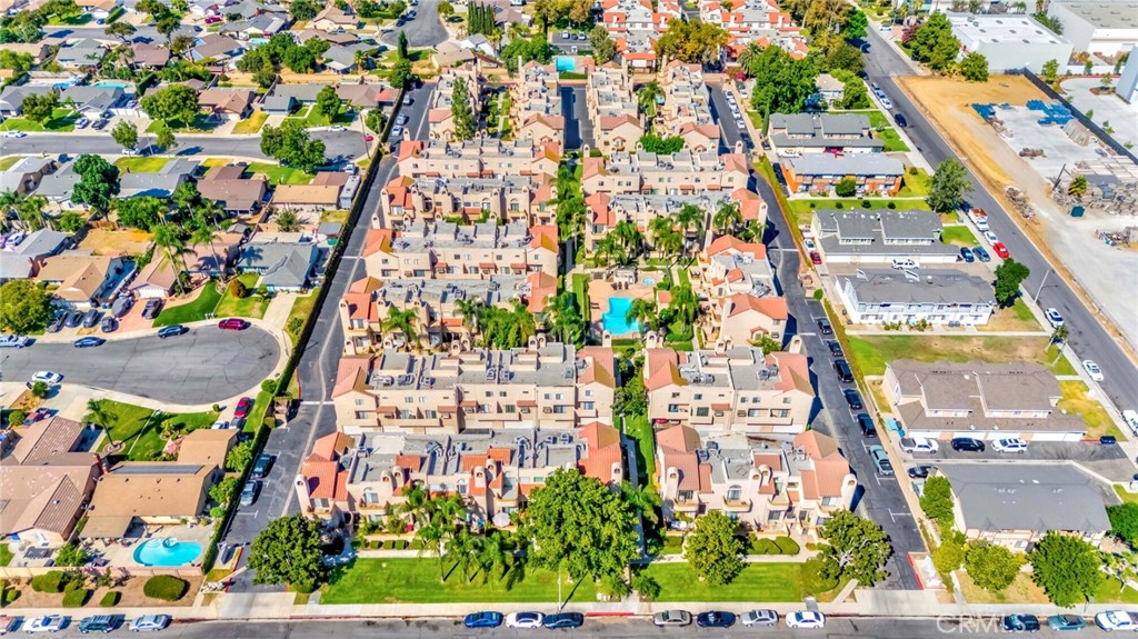 2030 S Bon View Ave G