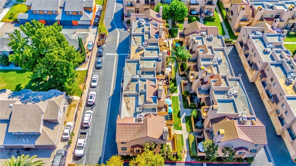 2030 S Bon View Ave G