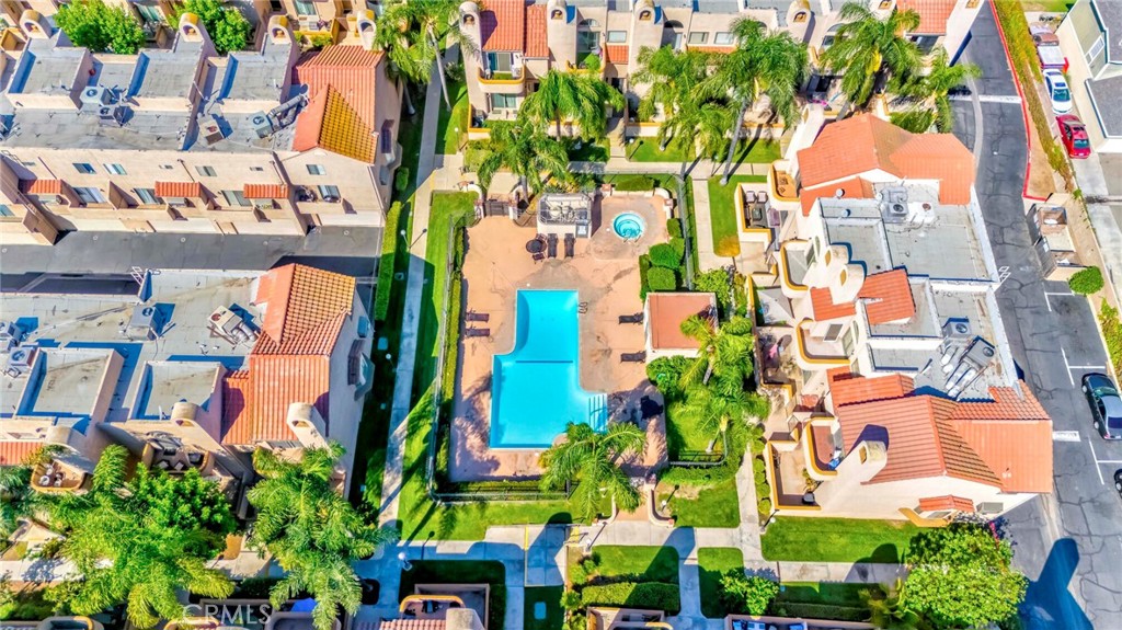 2030 S Bon View Ave G