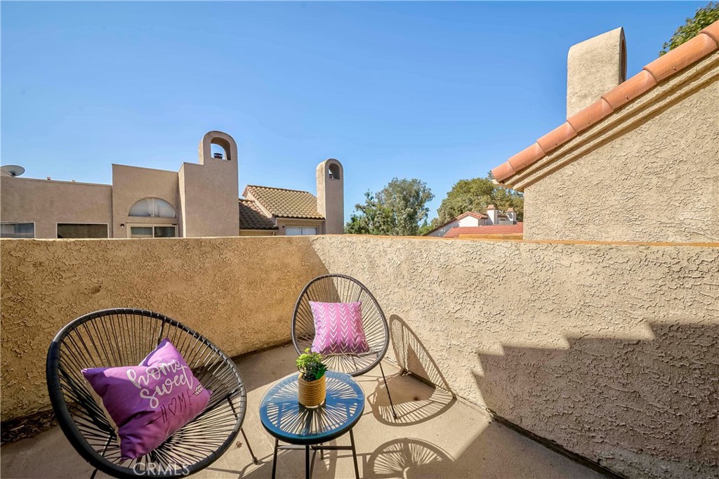 2030 S Bon View Ave G