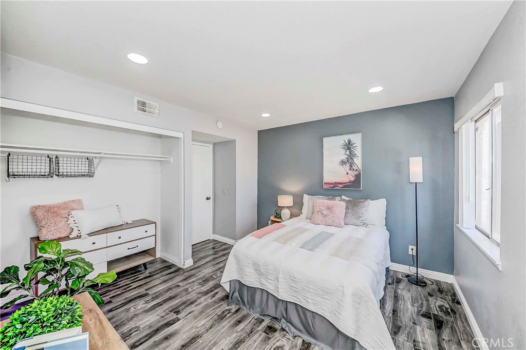 2030 S Bon View Ave G