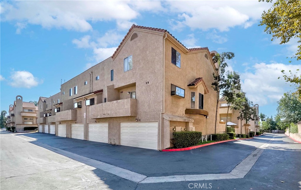 2030 S Bon View Ave G