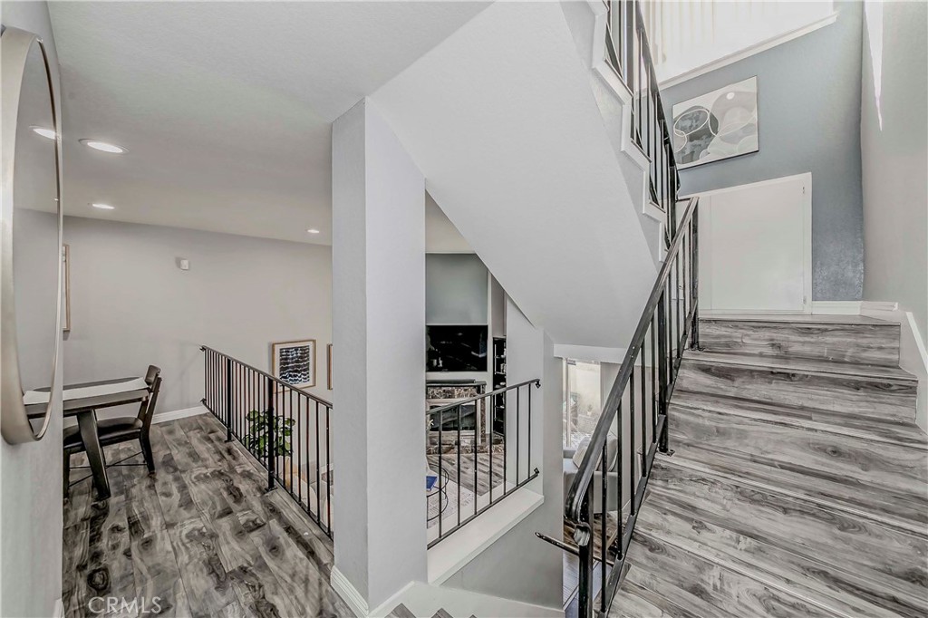 2030 S Bon View Ave G