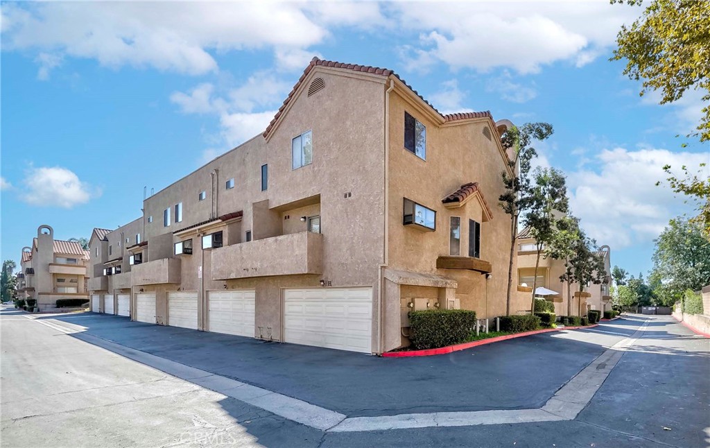 2030 S Bon View Ave G