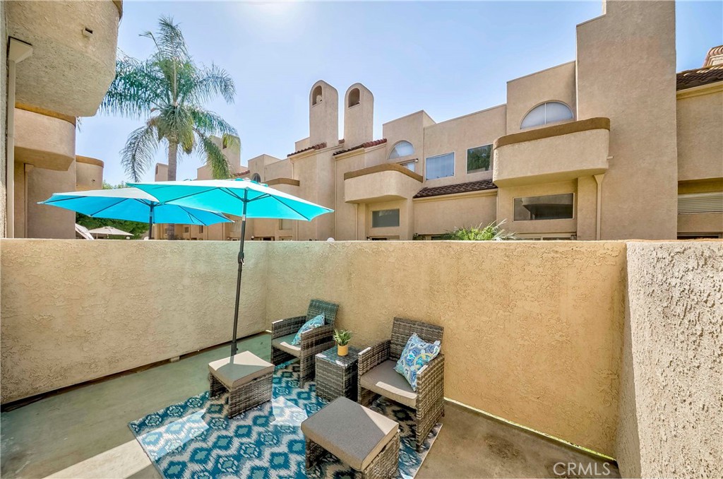 2030 S Bon View Ave G