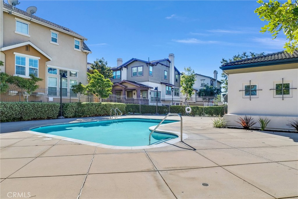 2112 Owens Drive 1