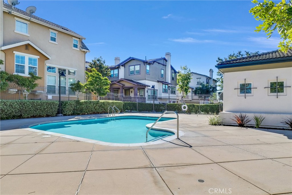 2112 Owens Drive 1