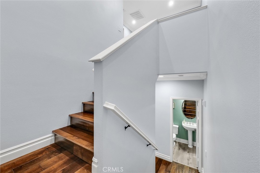 2112 Owens Drive 1