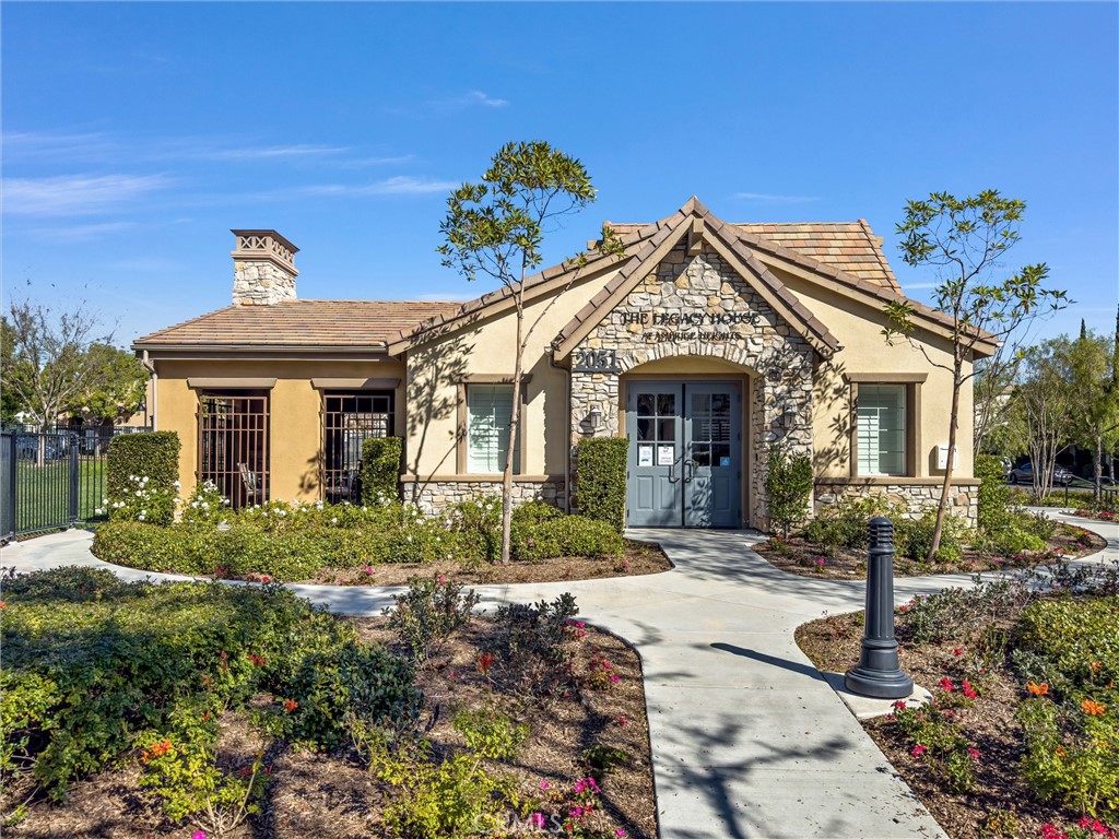 2112 Owens Drive 1