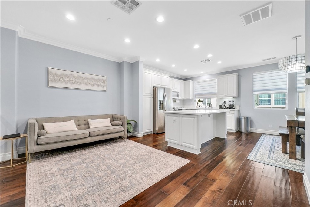 2112 Owens Drive 1