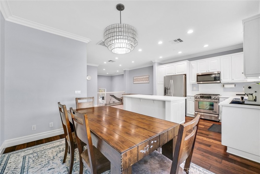 2112 Owens Drive 1