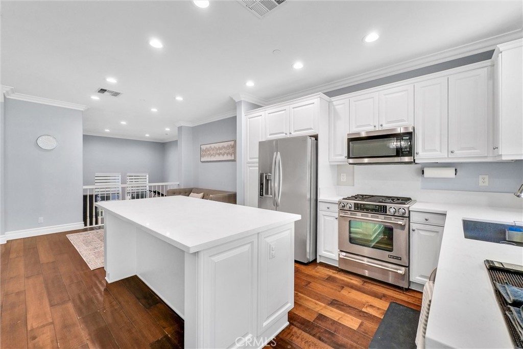 2112 Owens Drive 1