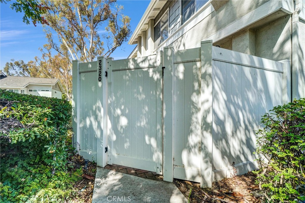 2320 Coventry Circle