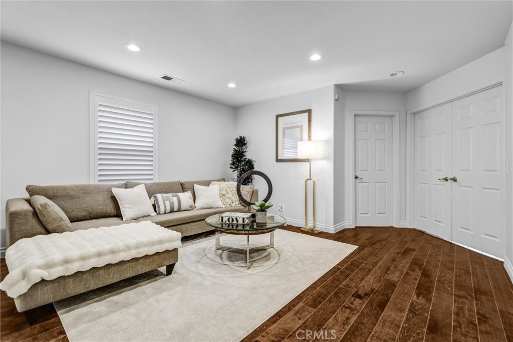 1803 Chambers Court