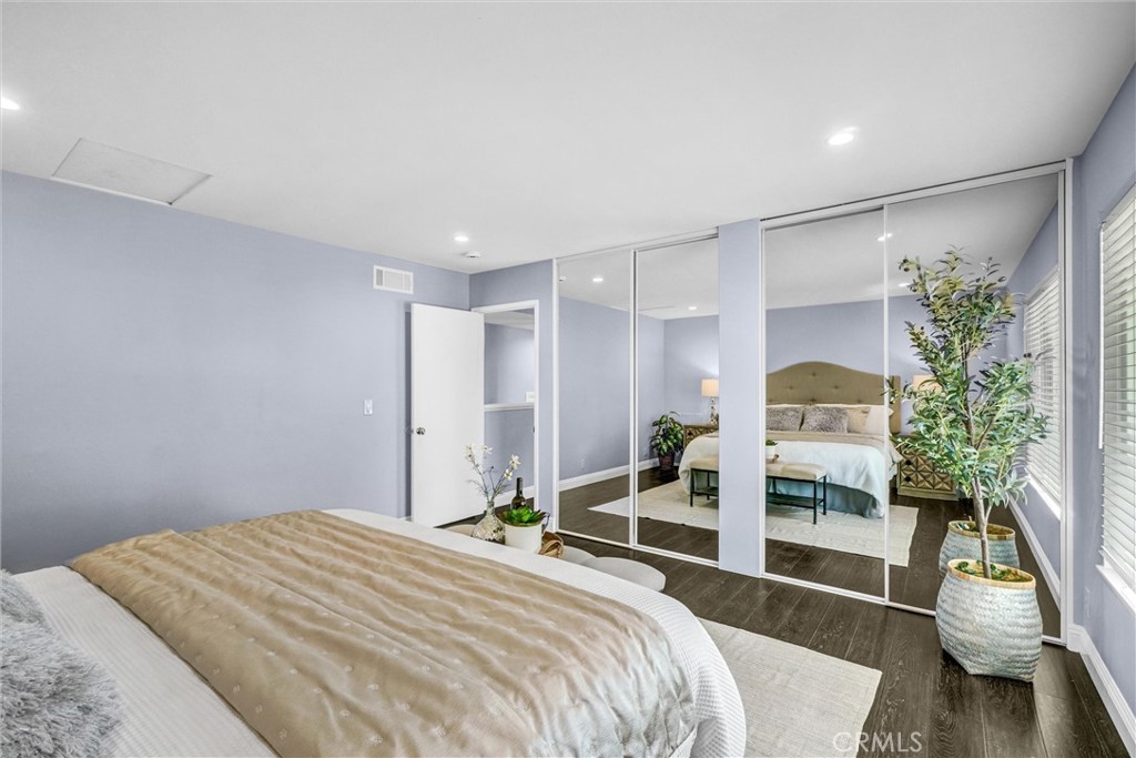 2000 Camino Centroloma