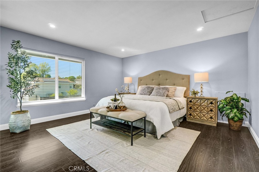 2000 Camino Centroloma