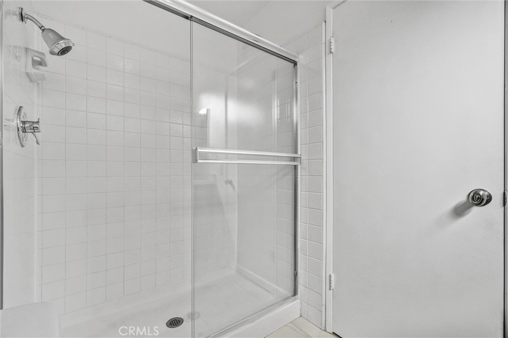 2000 Camino Centroloma