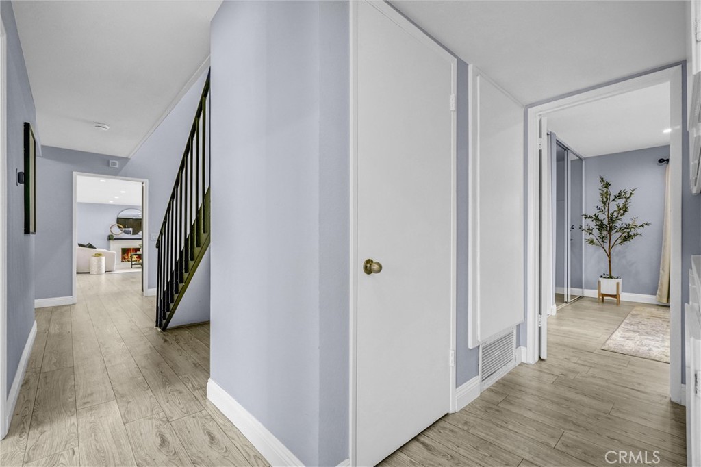 2000 Camino Centroloma