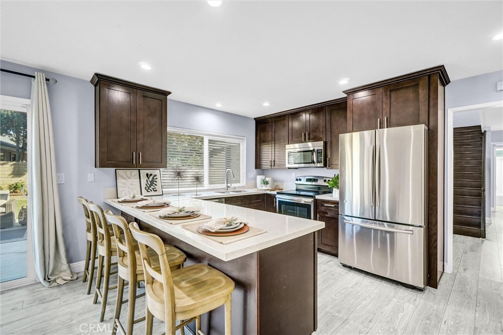 2000 Camino Centroloma