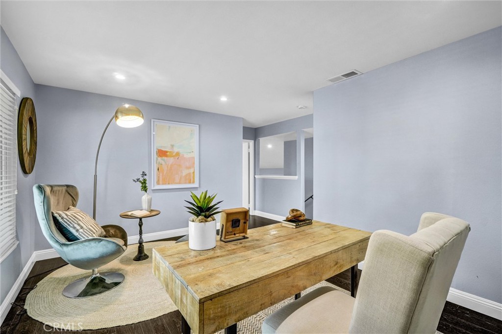 2000 Camino Centroloma