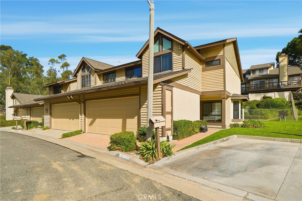 2337 Grandwood