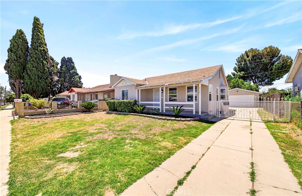 1165 Magnolia Avenue