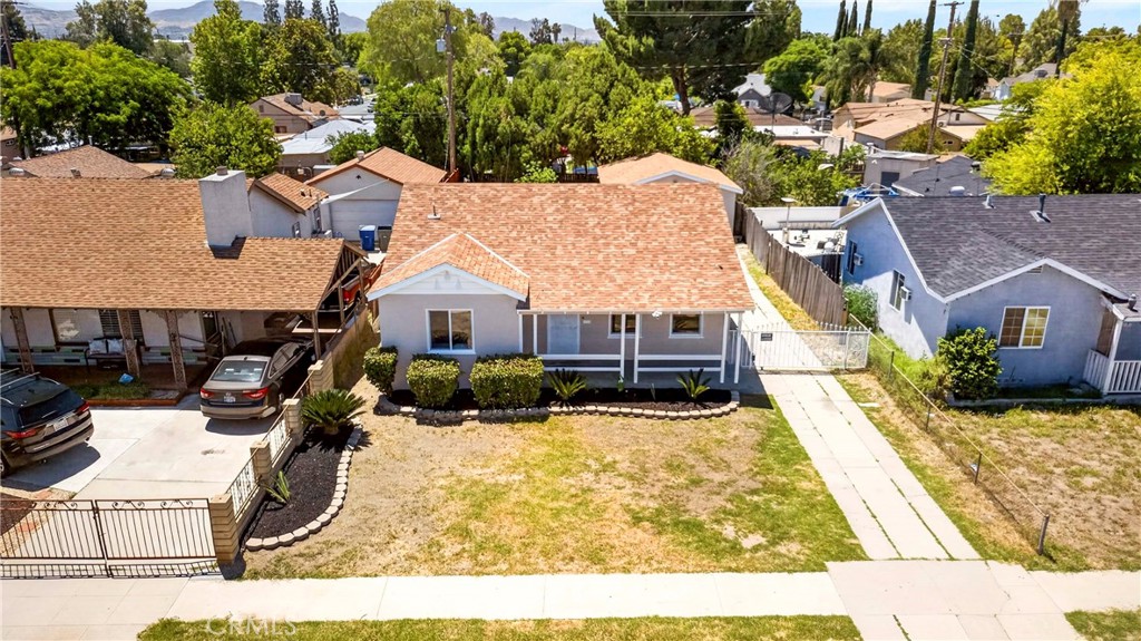 1165 Magnolia Avenue