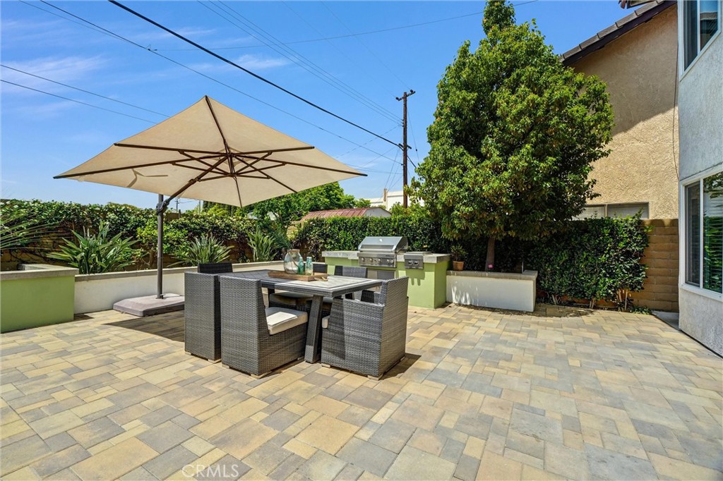 8259 Mercury Drive