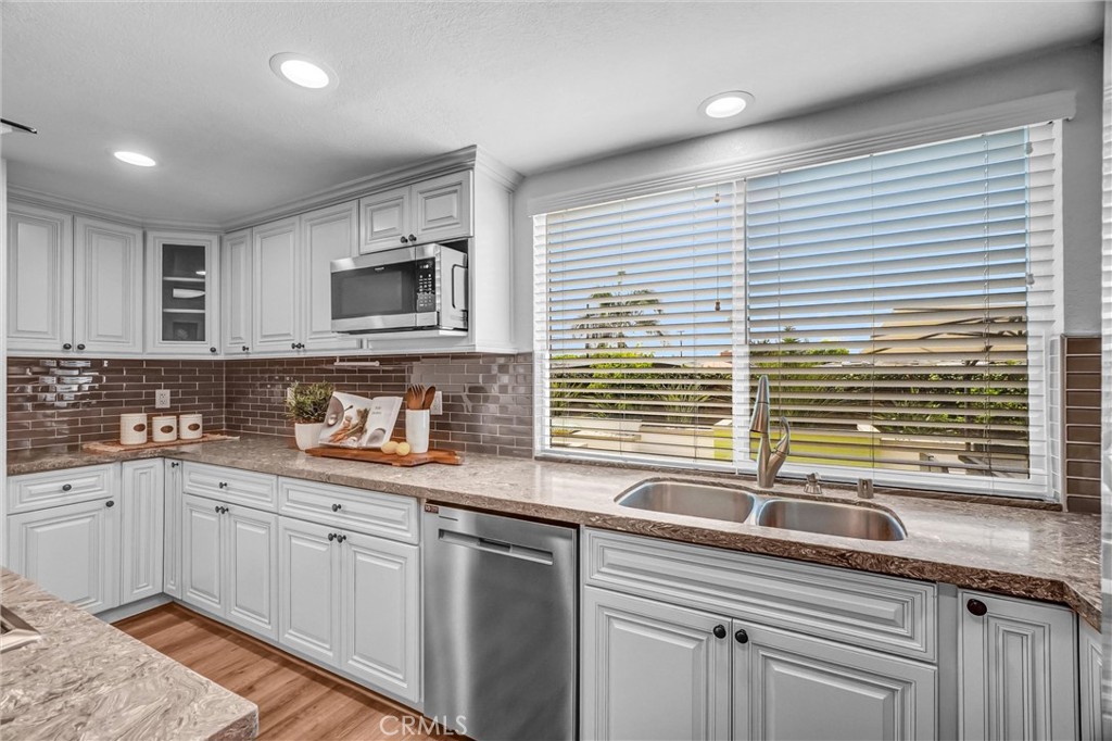 8259 Mercury Drive