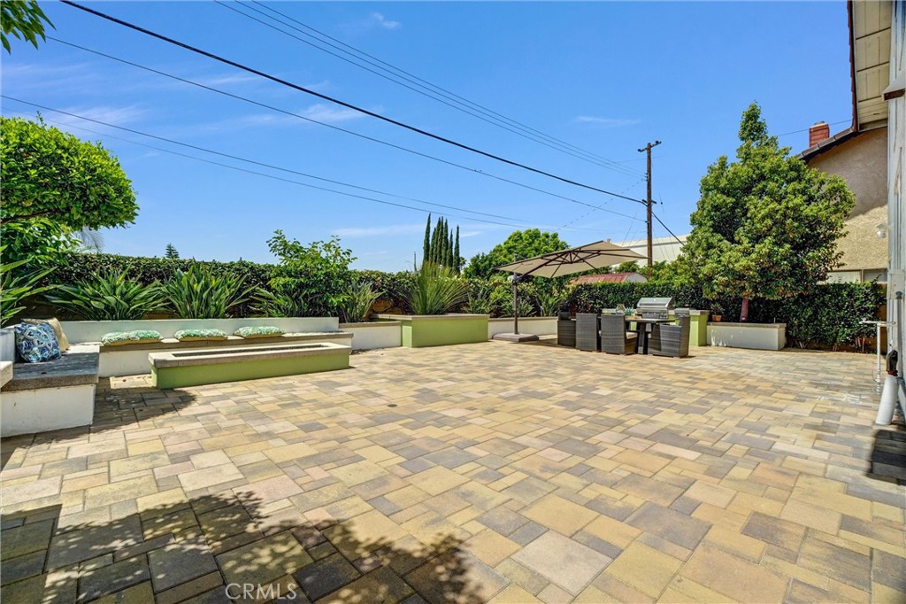 8259 Mercury Drive