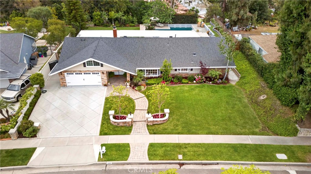1448 W Domingo Road