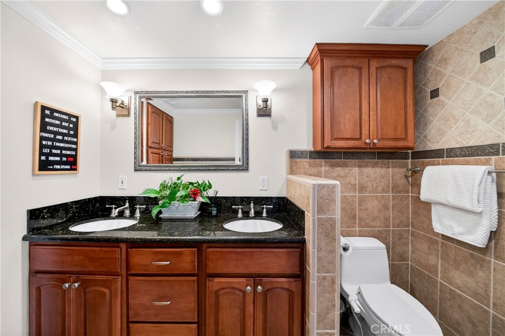1448 W Domingo Road