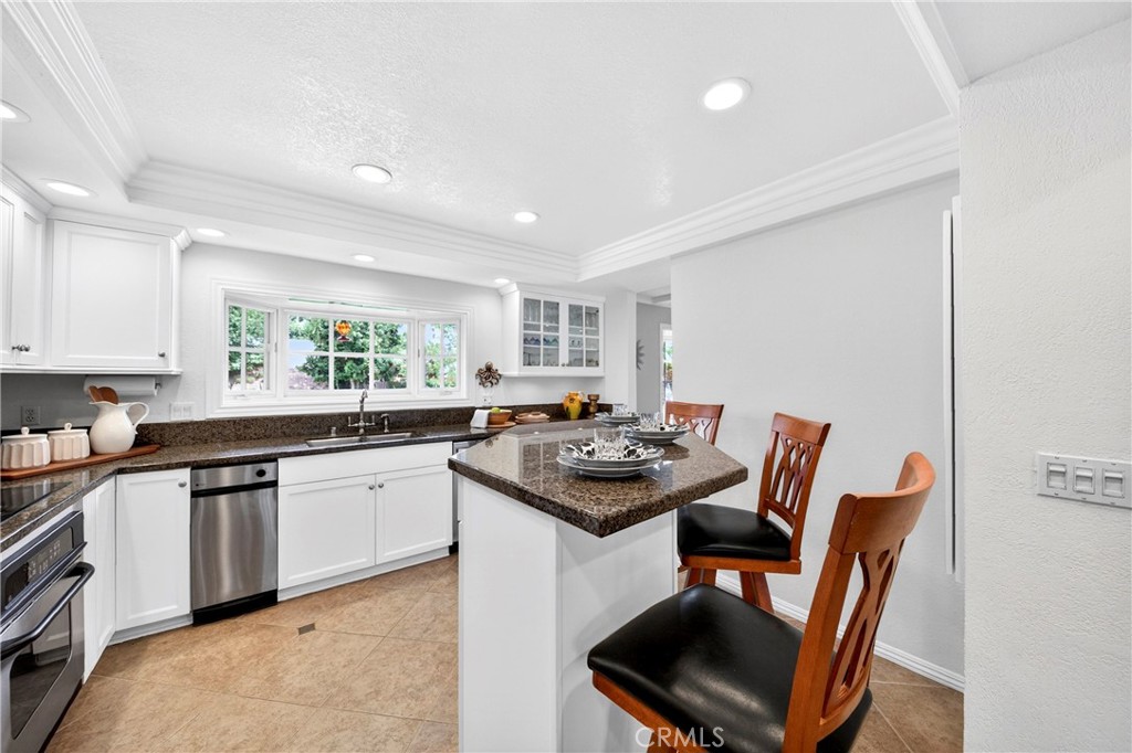 1448 W Domingo Road