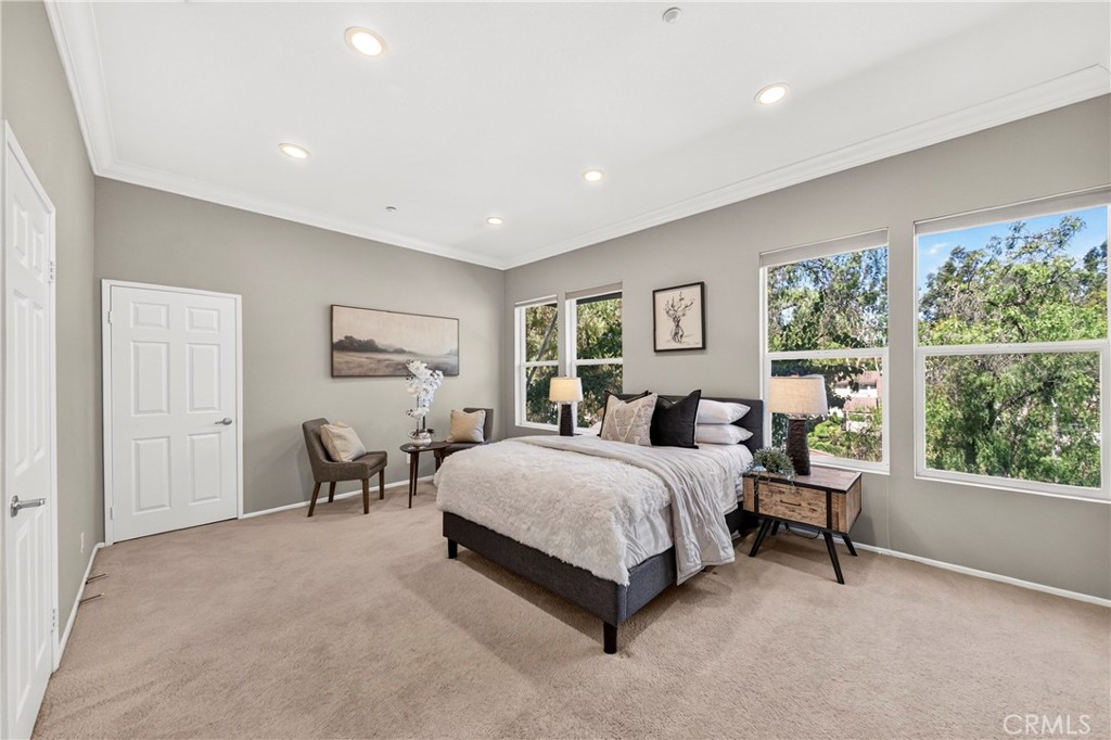 1105 Armstrong Drive