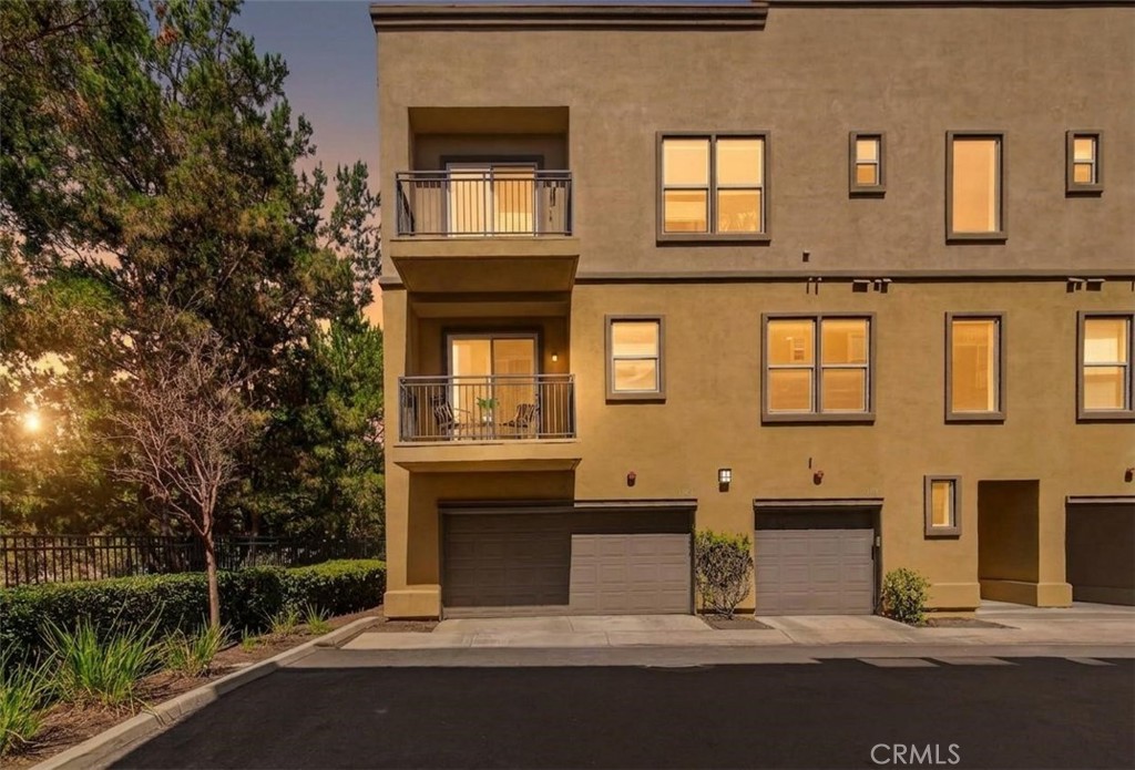 1105 Armstrong Drive