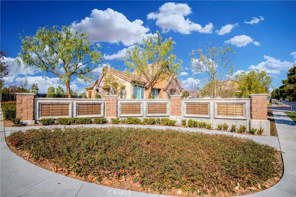 1105 Armstrong Drive