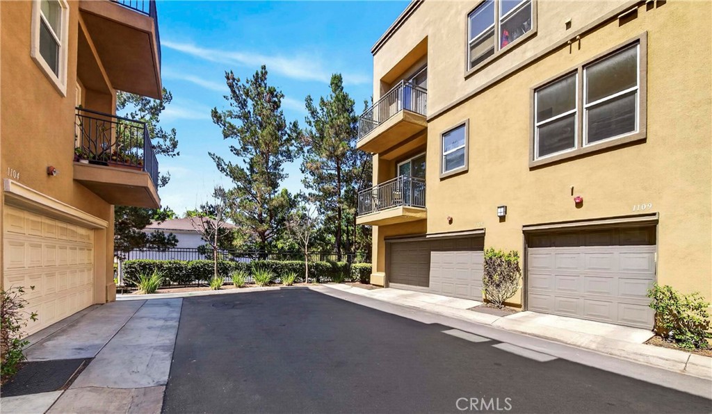 1105 Armstrong Drive