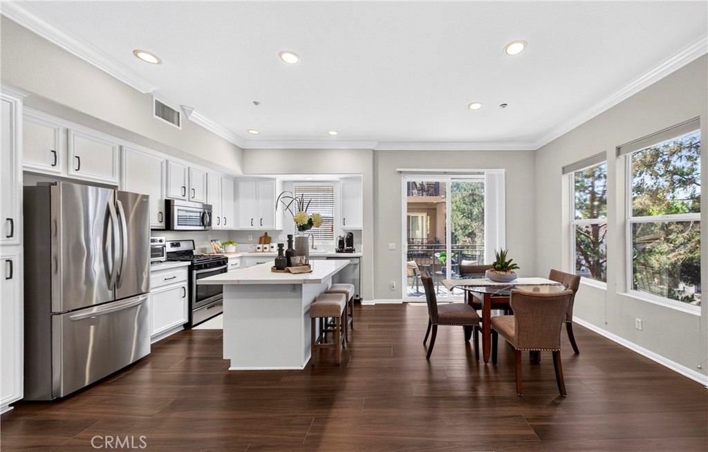1105 Armstrong Drive